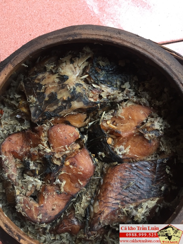 Niêu cá quả kho làng Vũ Đại