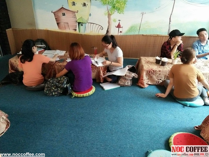 Quán cafe có không gian học tập tiếng anh