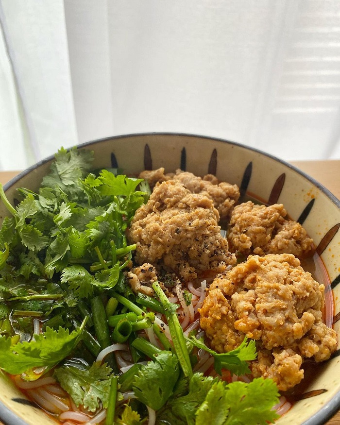 Chả cua Huế - Gia vị không thể thiếu của bún bò Huế