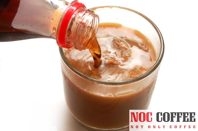 Make-Coffee-Coke-Float-Step-4.jpg
