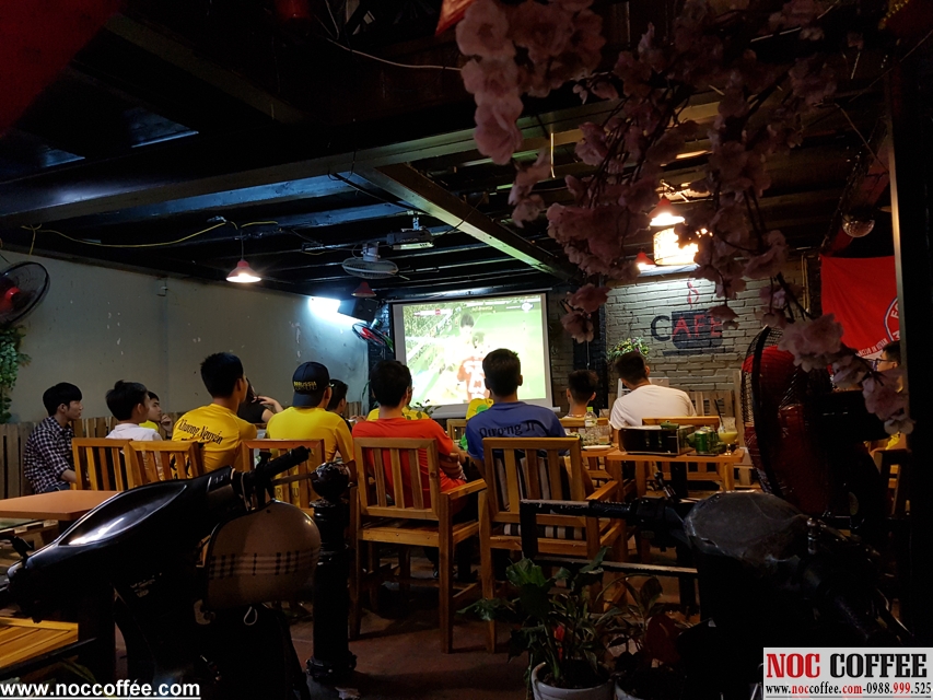 cổ động viên dortmun vs bayern ở hà nội