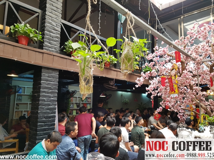 không gian mát mẻ cho nhóm đông người