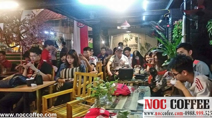 tụ tập oflfine ở quán cafe