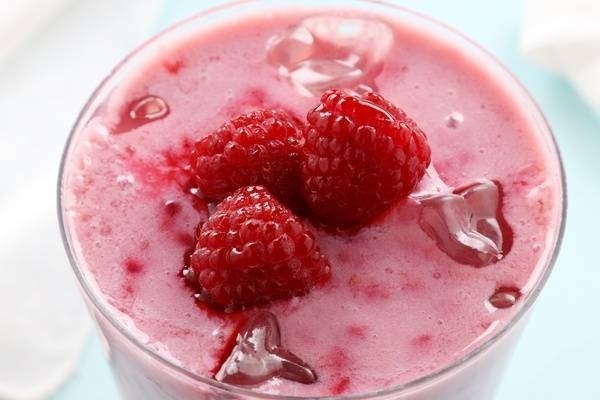 Smoothies quả mâm xôi và socola