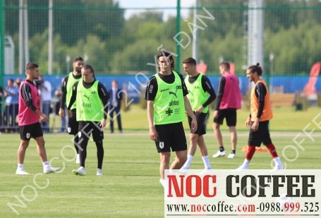 uruguay tap luyen cat luc tren dat nga